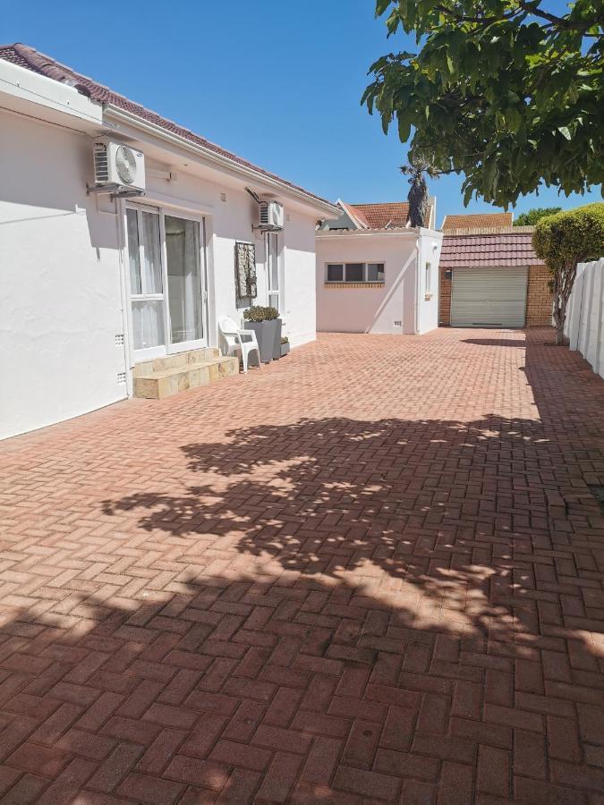 Ballina Ga-El Guesthouse Port Elizabeth Ngoại thất bức ảnh